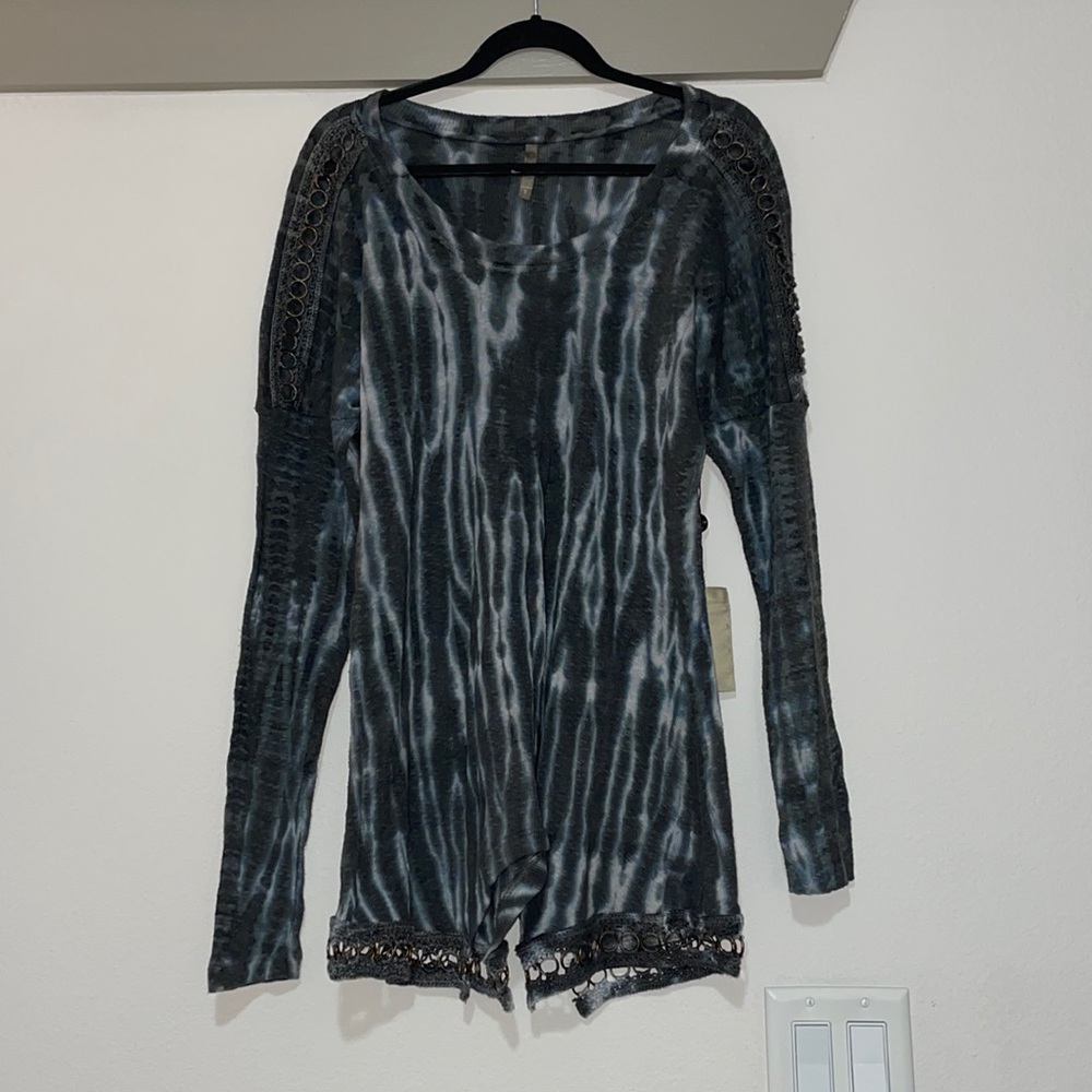 XCVI Tie Dye Asymmetrical Hem Sweater SZ S NWT